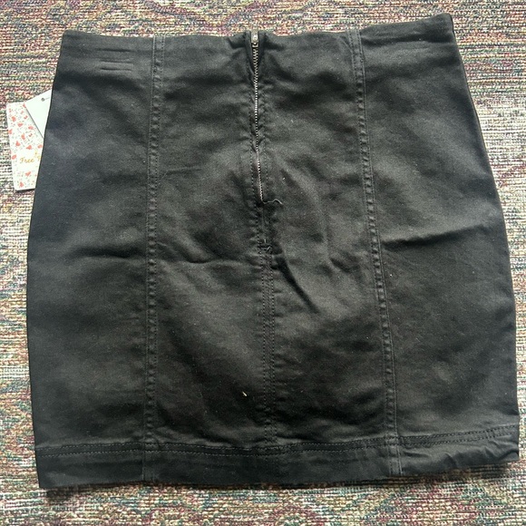 Free People Black Mini Skirt - Picture 3 of 3